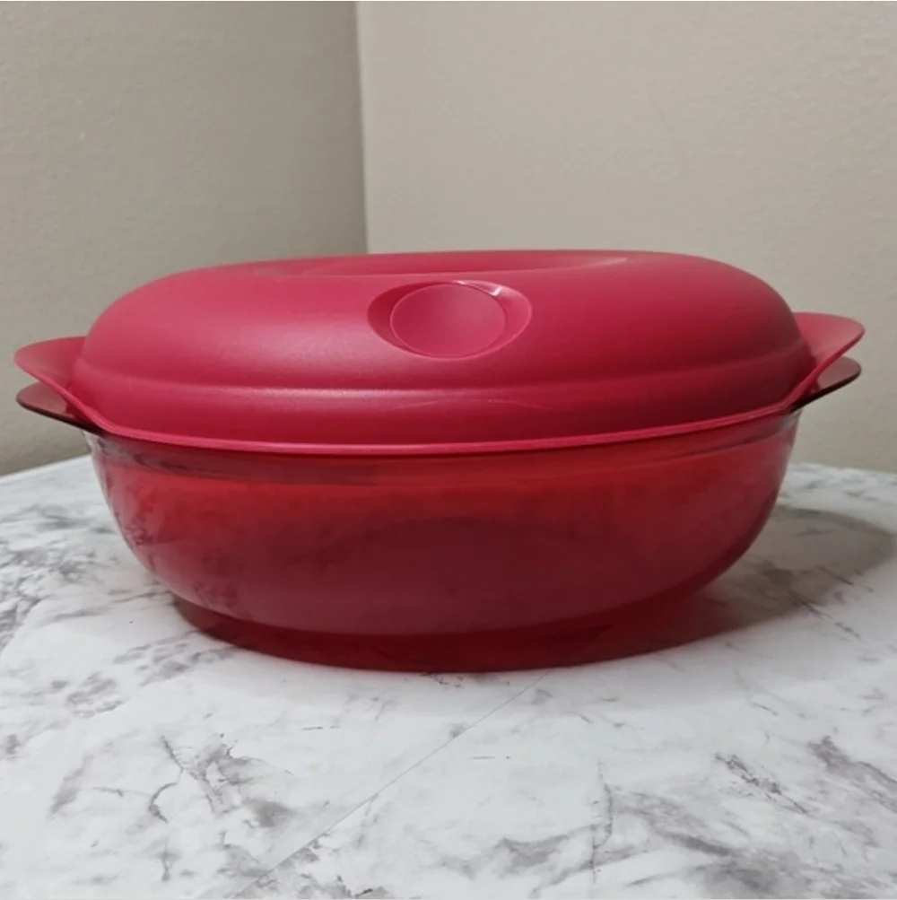 Tupperware 2.0L Micro-Fix Casserole Dish Red Vented Lid Microwave Cookware